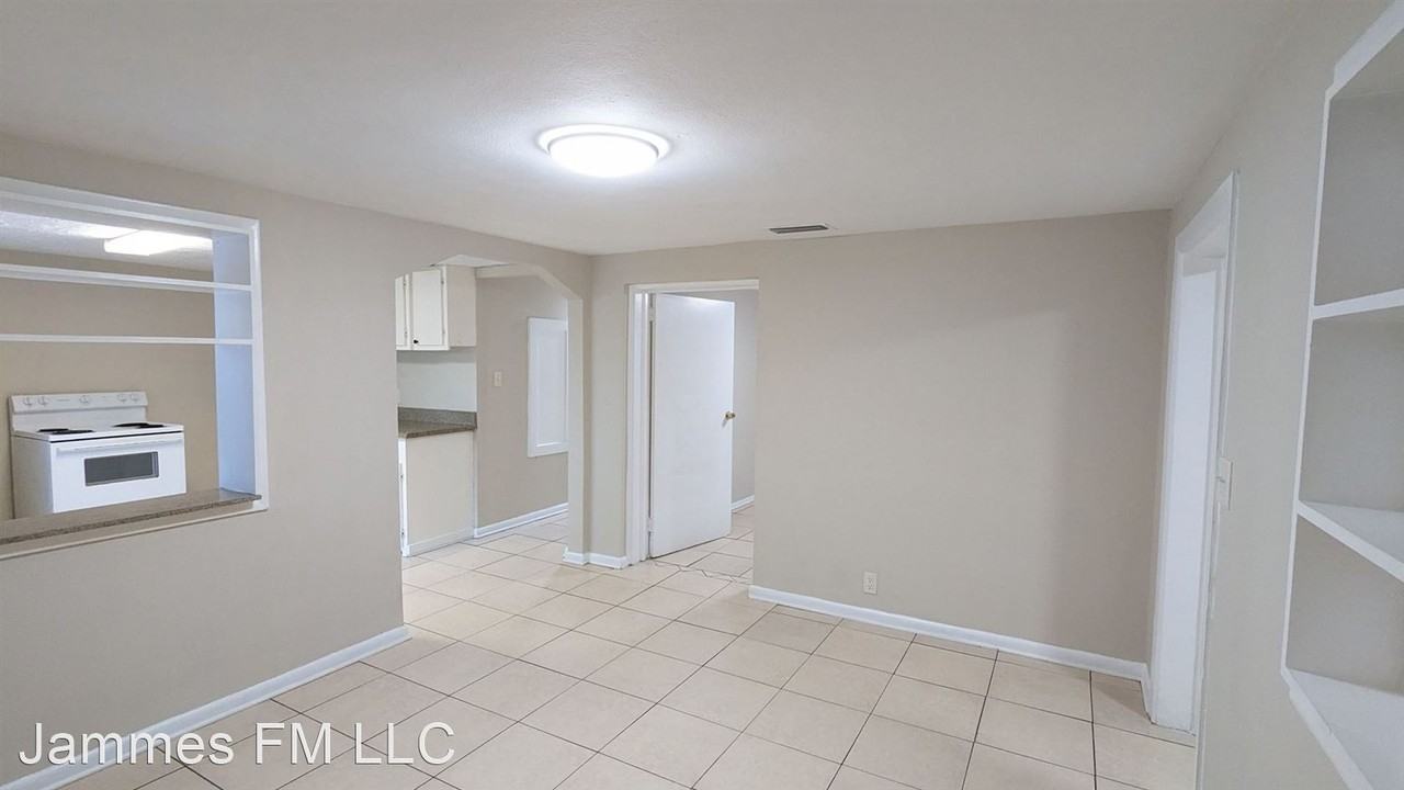 2117 Jammes Road Apartments 2117 Jammes Rd, Jacksonville, FL 32210