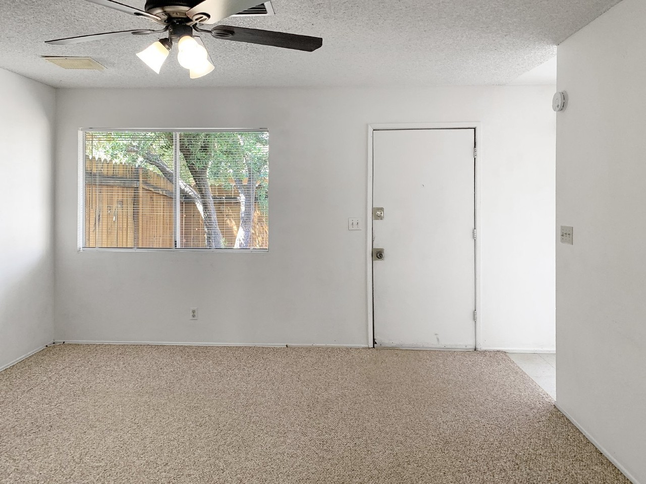201 N Alvord St #B - Photo 2 of 10