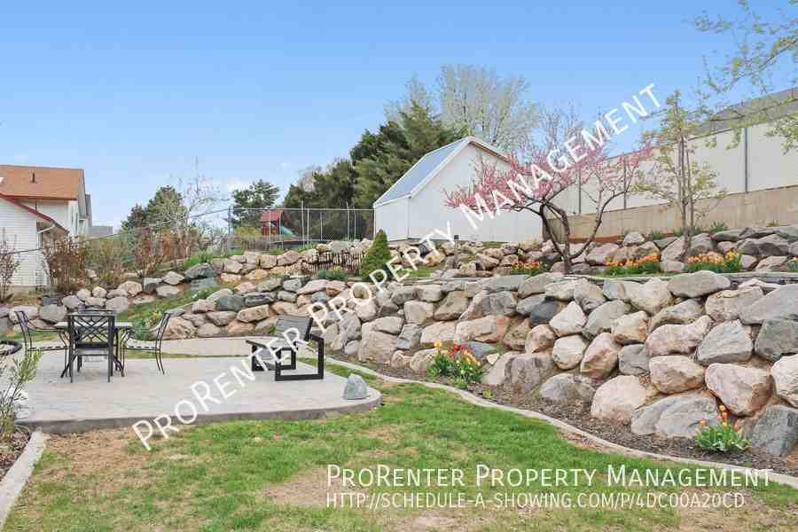 2329 E 3450 N - Photo 2 of 28