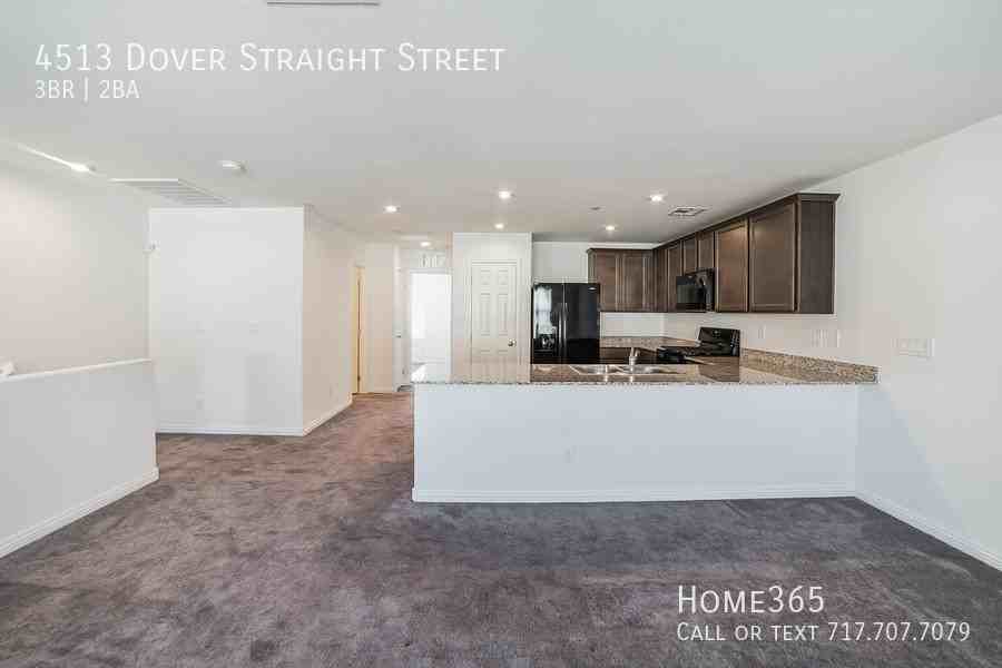 4513 Dover Straight St - Photo 3 of 16
