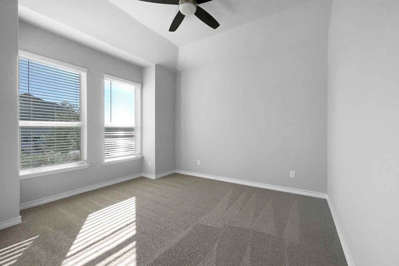 1550 Dundee Park #NA - Photo 2 of 19