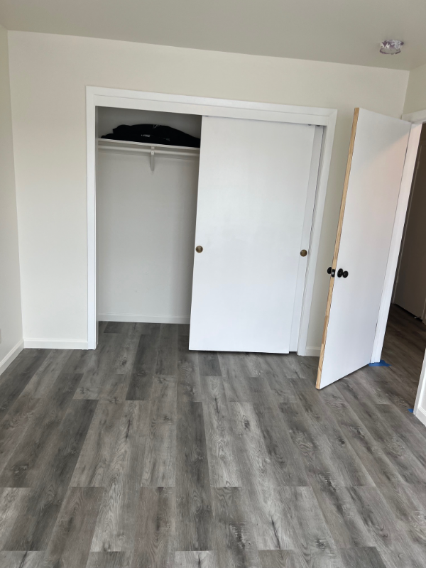 490 Talbert St #302 - Photo 6 of 14