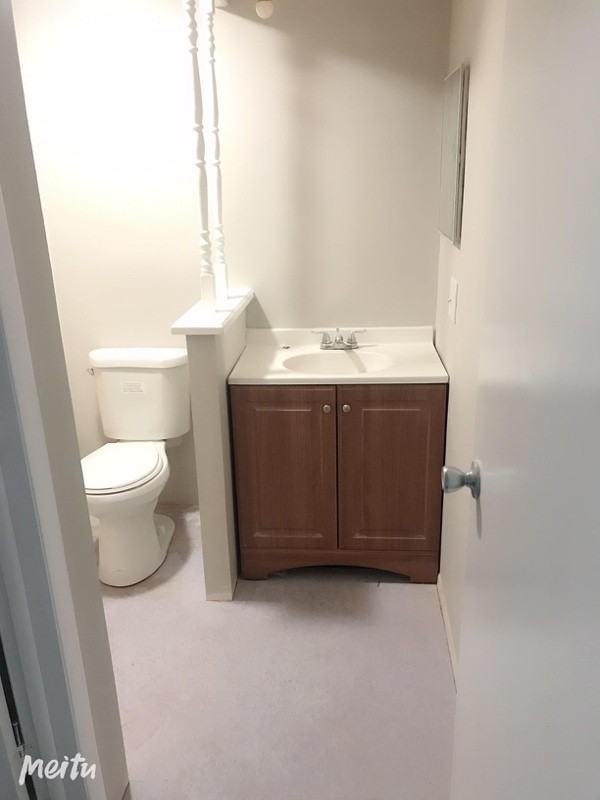 42 Gladstone Ave - Photo 5 of 10