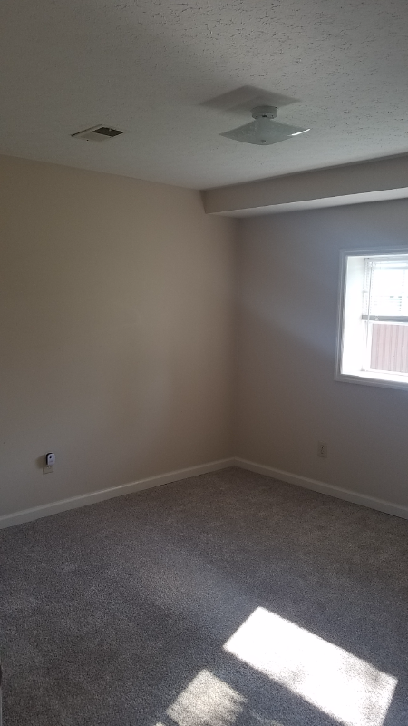 7057 Saint John Rd - Photo 4 of 14