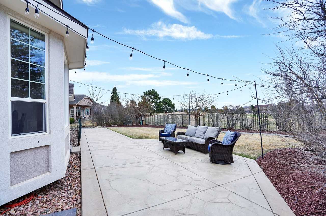 10071 Clovercrest Dr #1 - Photo 3 of 11