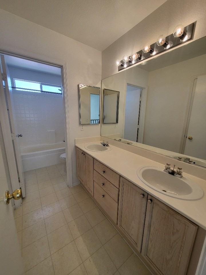 180 Hickory Heights Ave #1 - Photo 6 of 10