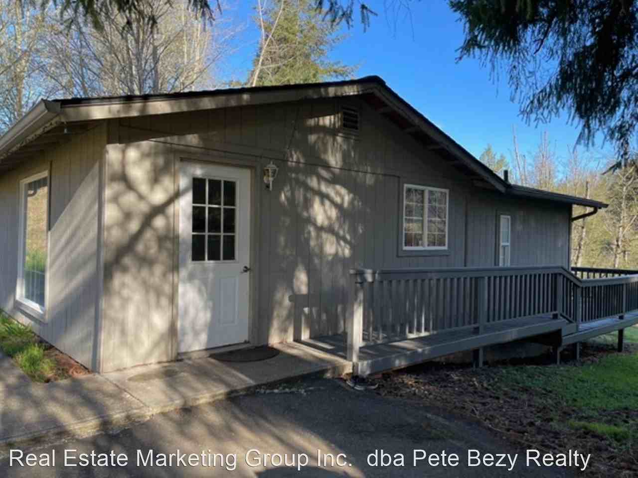 2684 Us Highway 12 - Photo 2 of 9