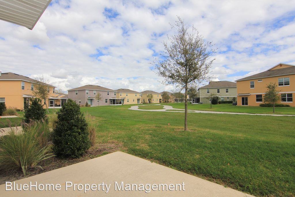 1413 Scarlet Oak Loop - Photo 3 of 13