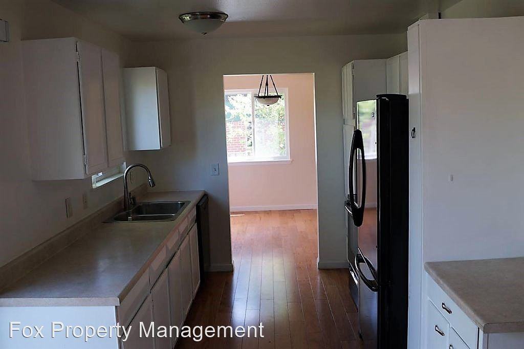 2675 Table Mesa Ct - Photo 3 of 28