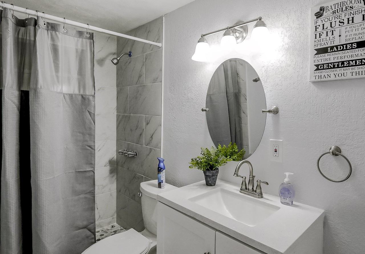 N 21st St - Photo 7 of 12