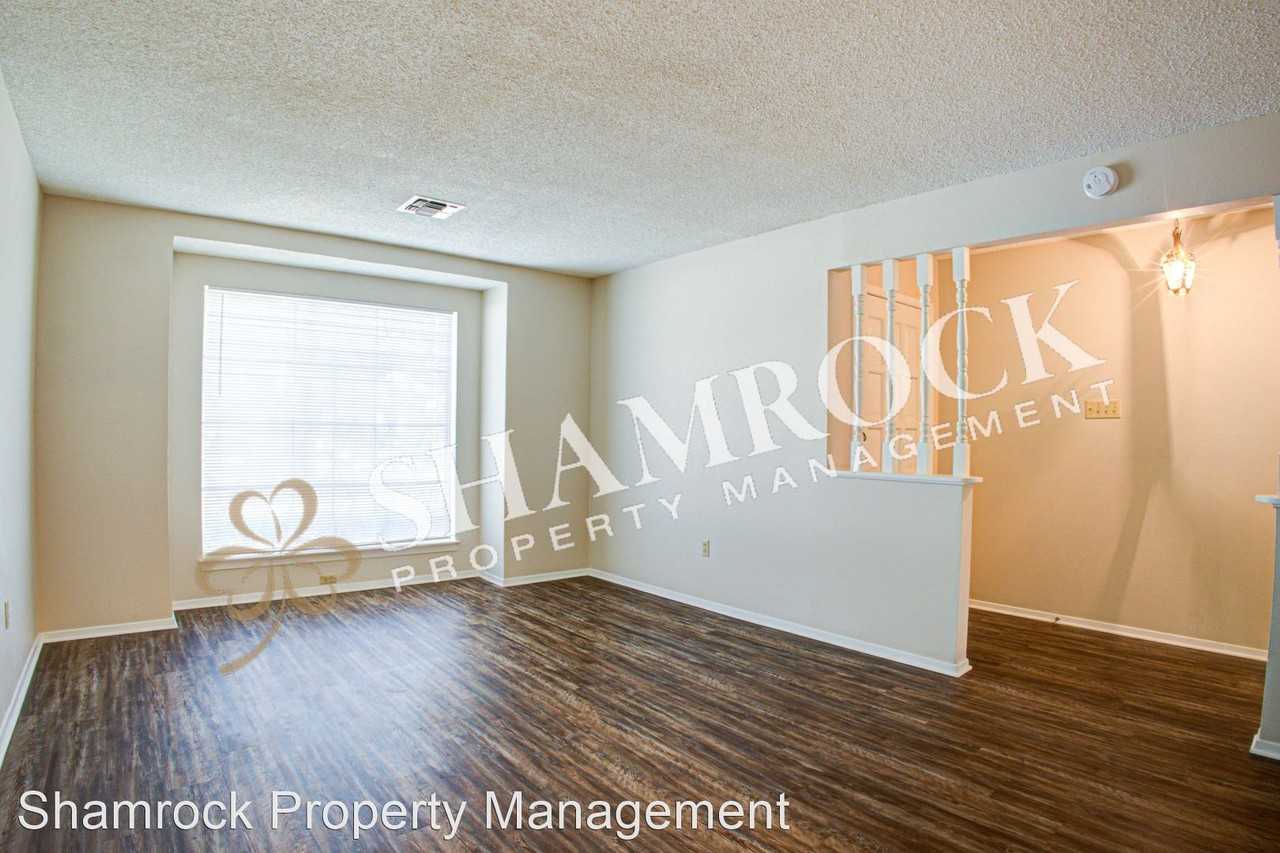 918 N 66th St - Photo 3 of 15