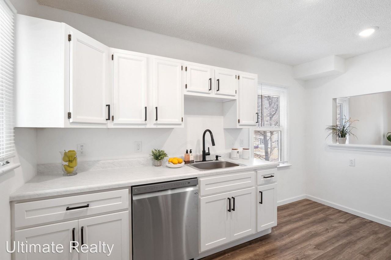 3343 Wismer Rd - Photo 3 of 13