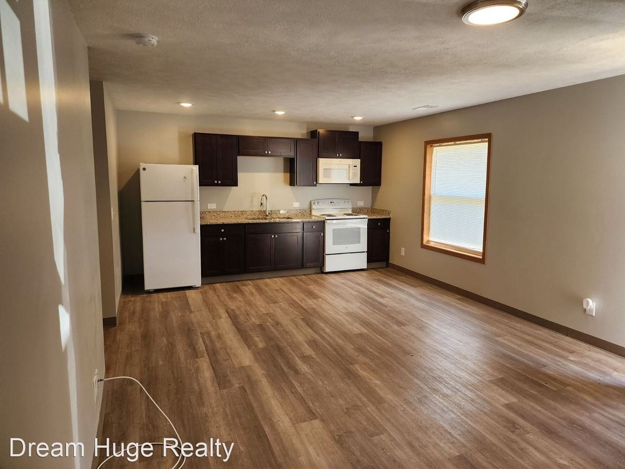 448-450 Parker St - Photo 3 of 7