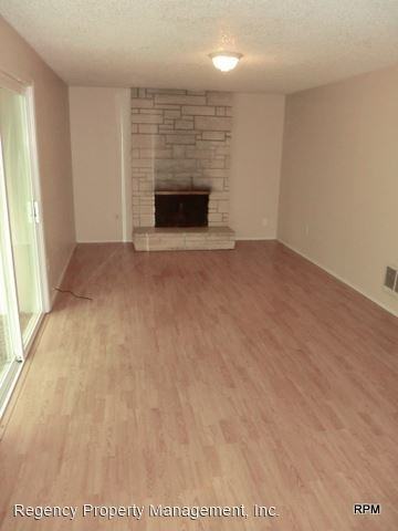 18518 Longfellow Ave - Photo 2 of 10