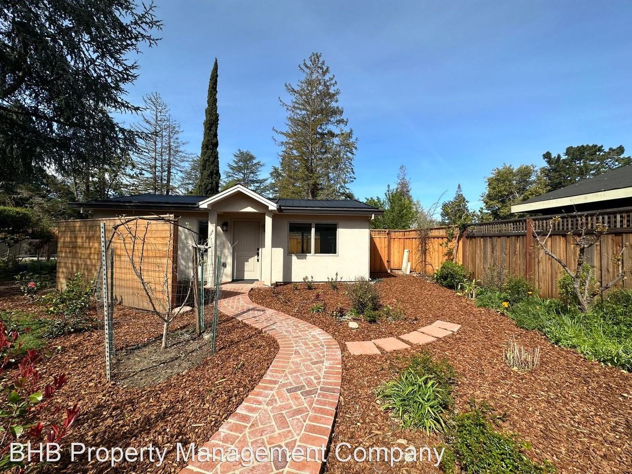 1440 Oakhurst Ave #A - Photo 3 of 48