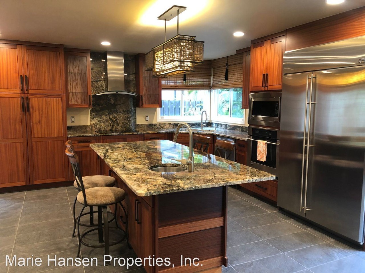 111 Kiionioni Pl - Photo 2 of 25