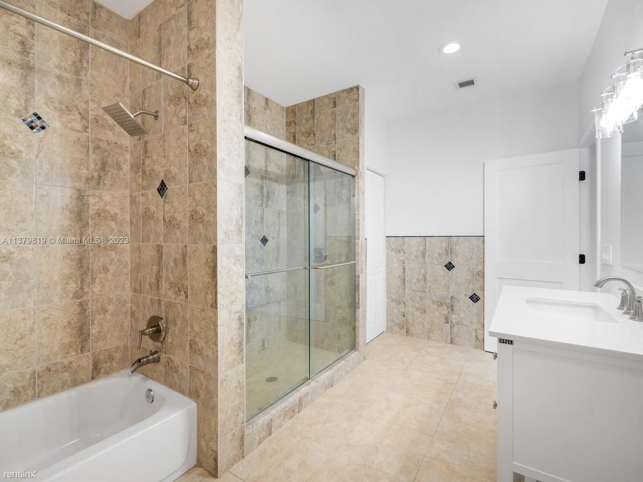 12990 Sw 56th St - Photo 3 of 26