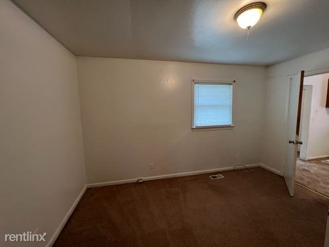 2021 Kersey St - Photo 3 of 16