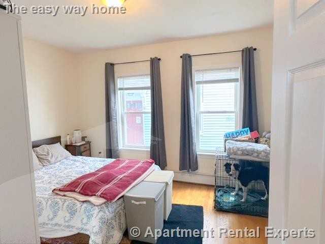 391 Columbia St - Photo 7 of 10