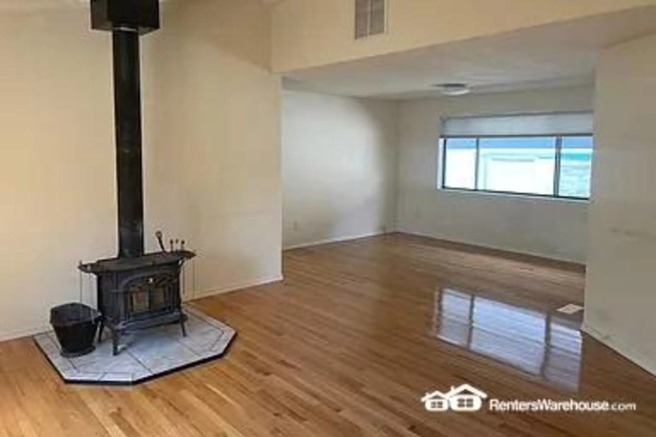 1510 Oak Ave - Photo 3 of 24