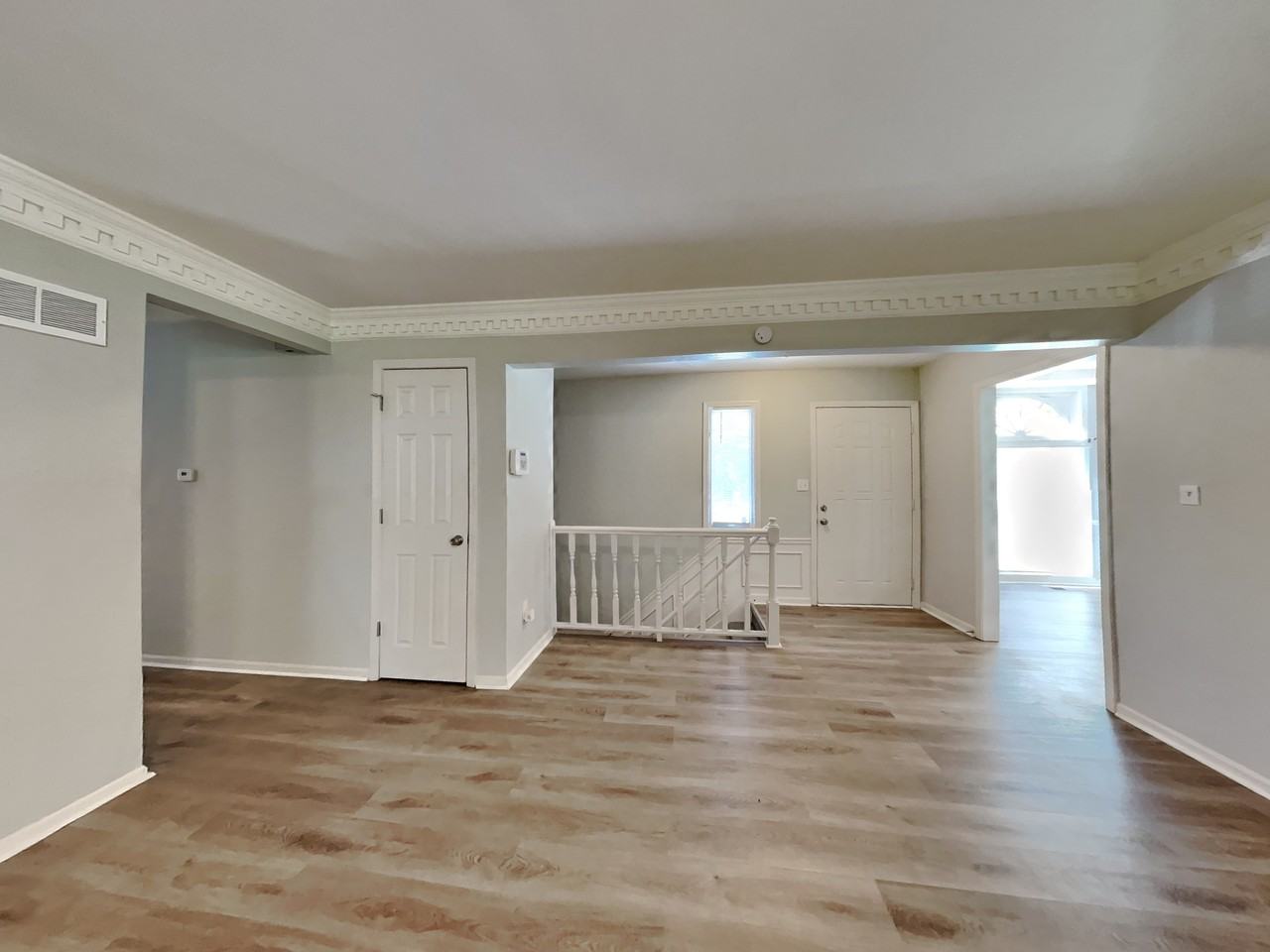 1407 Se 7th Ct - Photo 3 of 19