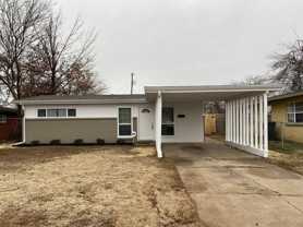 504 Nw 92nd St - Photo 1 of 1
