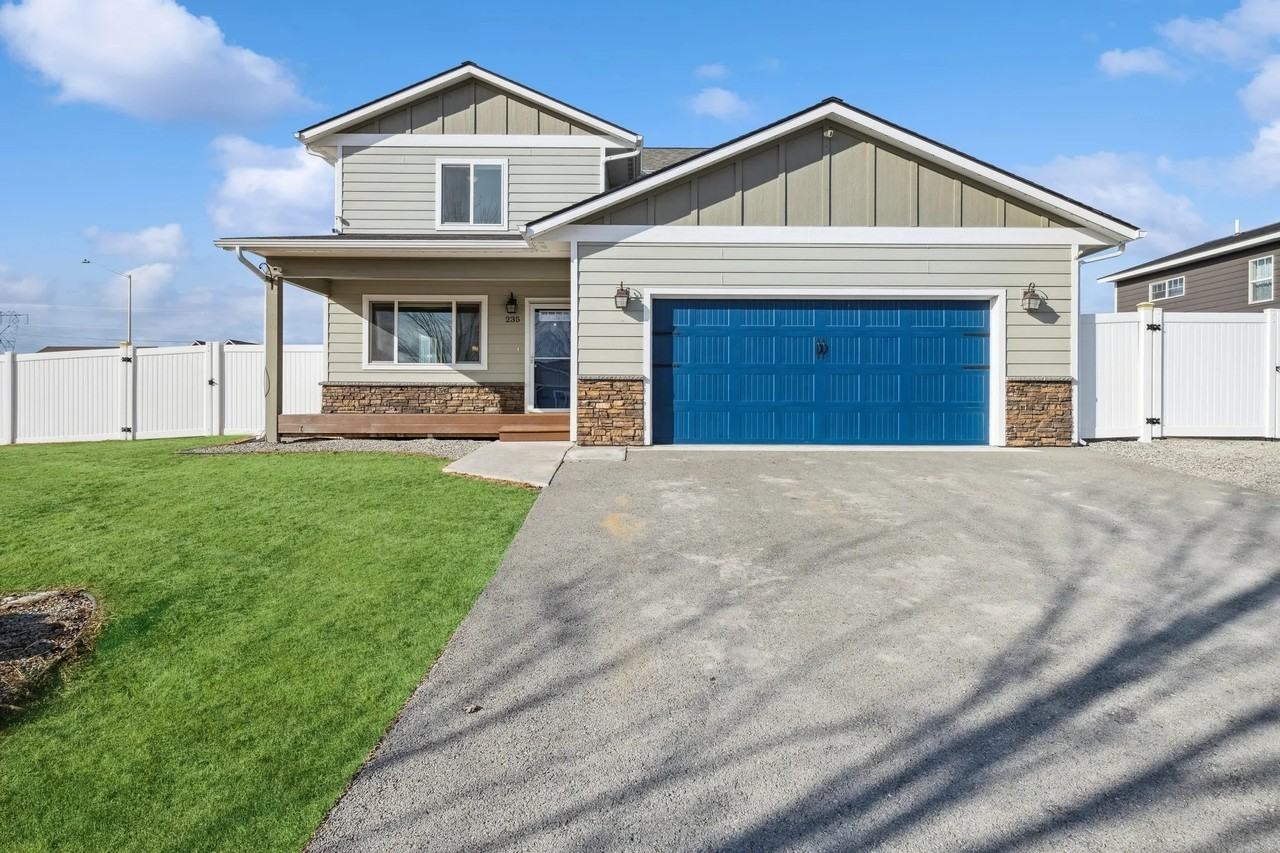 235 Battle Ridge Dr - Photo 2 of 43