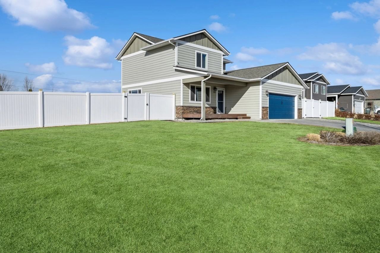 235 Battle Ridge Dr - Photo 4 of 43