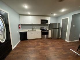 209 Hosack St #B - Photo 1 of 1