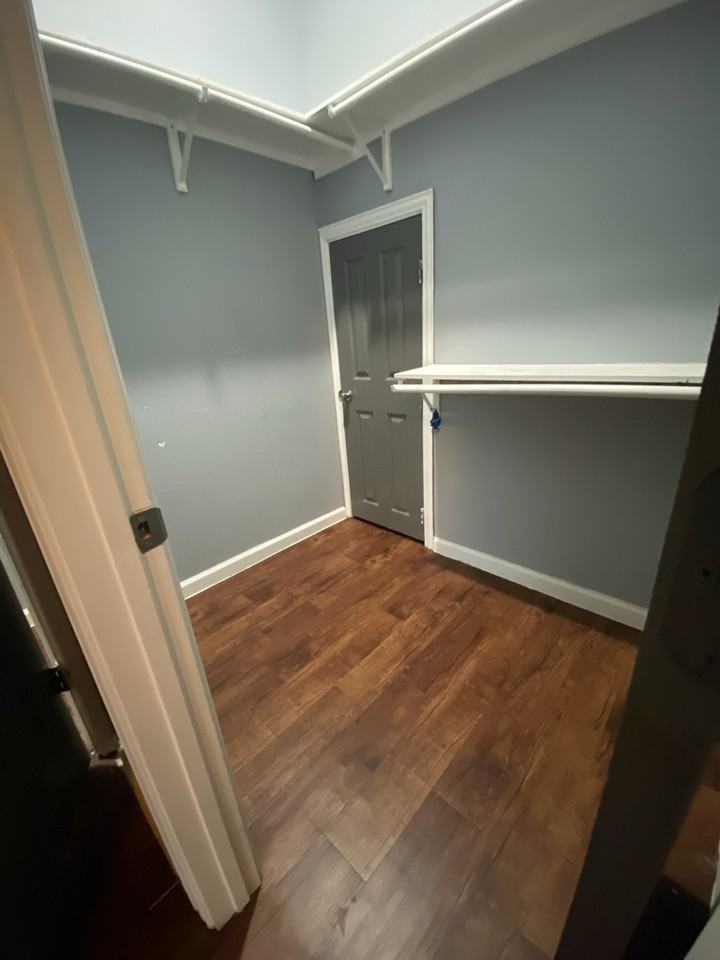 209 Hosack St #B - Photo 7 of 21