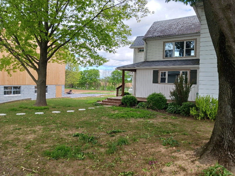 2513 Donegal Springs Rd - Photo 3 of 26