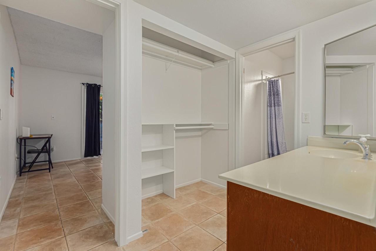 W Mission Dr - Photo 2 of 13