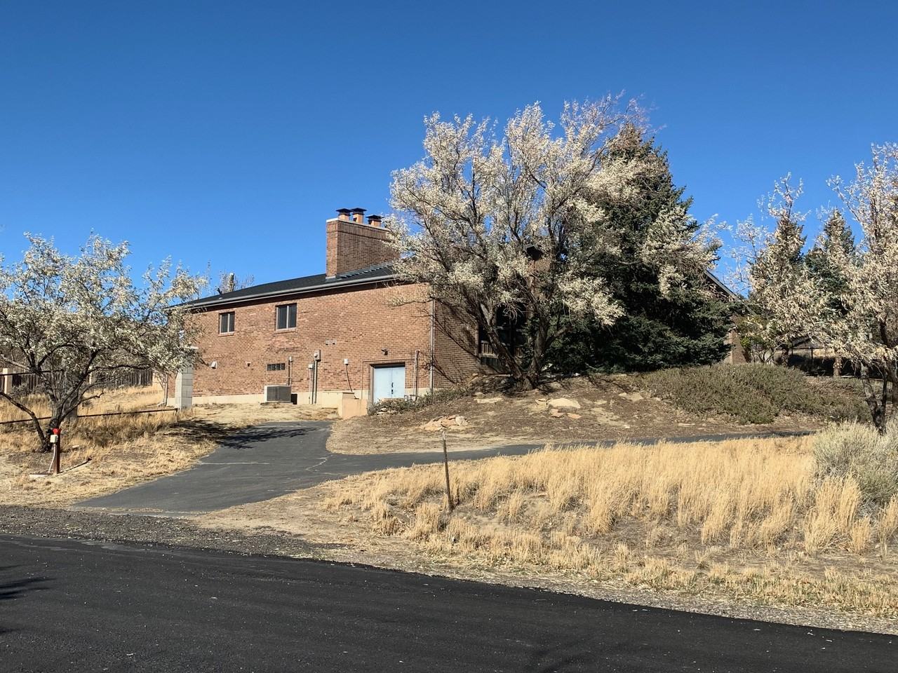 607 Granite Dr #NA - Photo 3 of 47