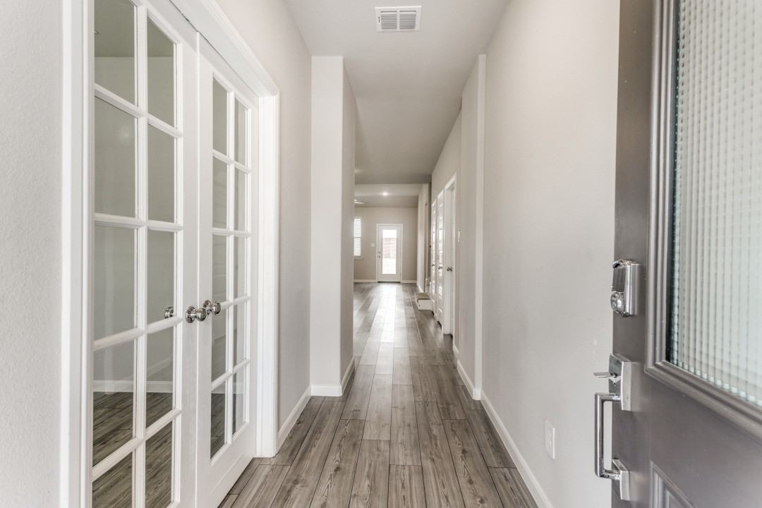 5427 Big Thicket Ln #1 - Photo 4 of 28