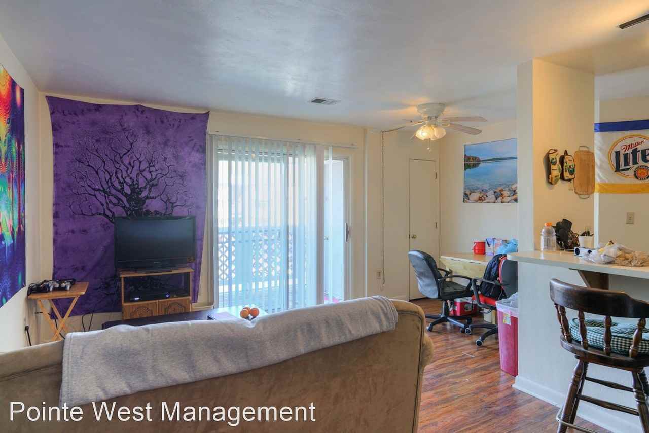 1215 Progress St Nw Apt F - Photo 2 of 5