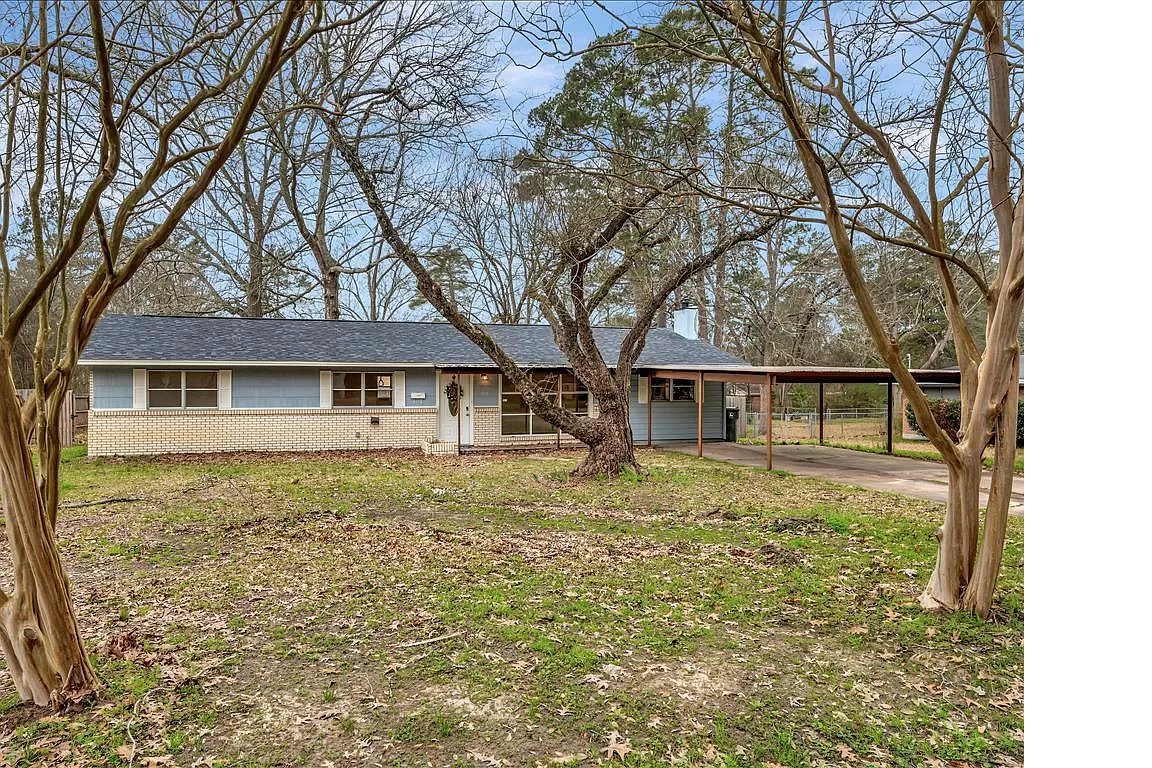 1016 Duren St #NA - Photo 2 of 11