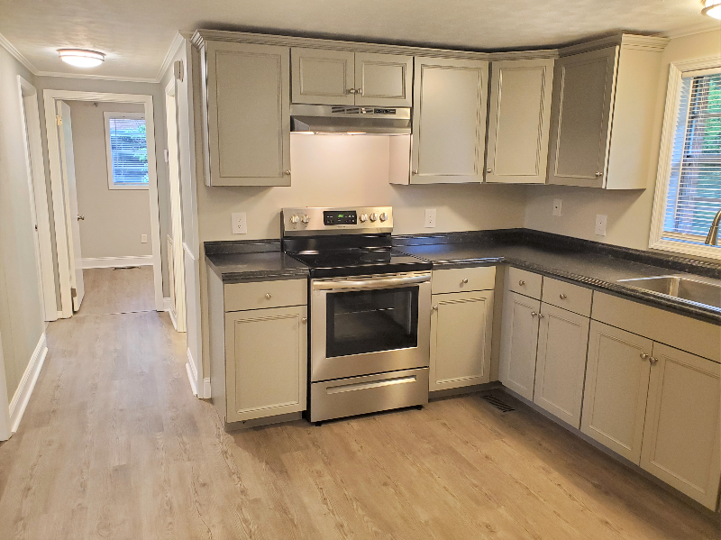 2067 Salem St - Photo 2 of 12