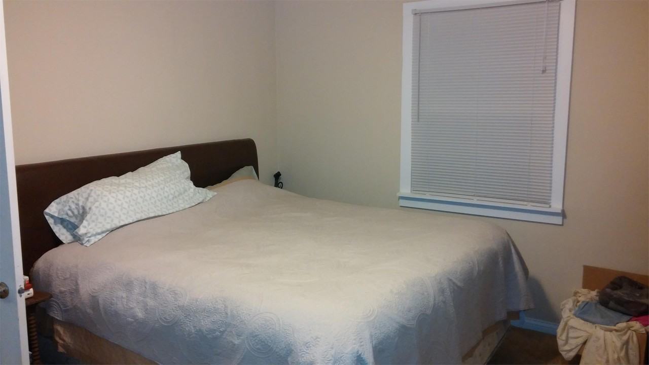 1193 Grant St #A - Photo 6 of 31