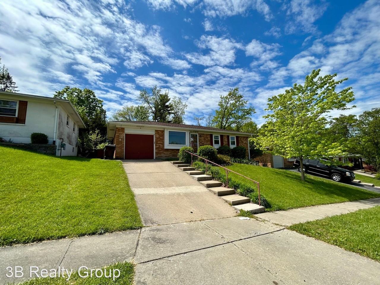 3649 Benhill Dr - Photo 3 of 20