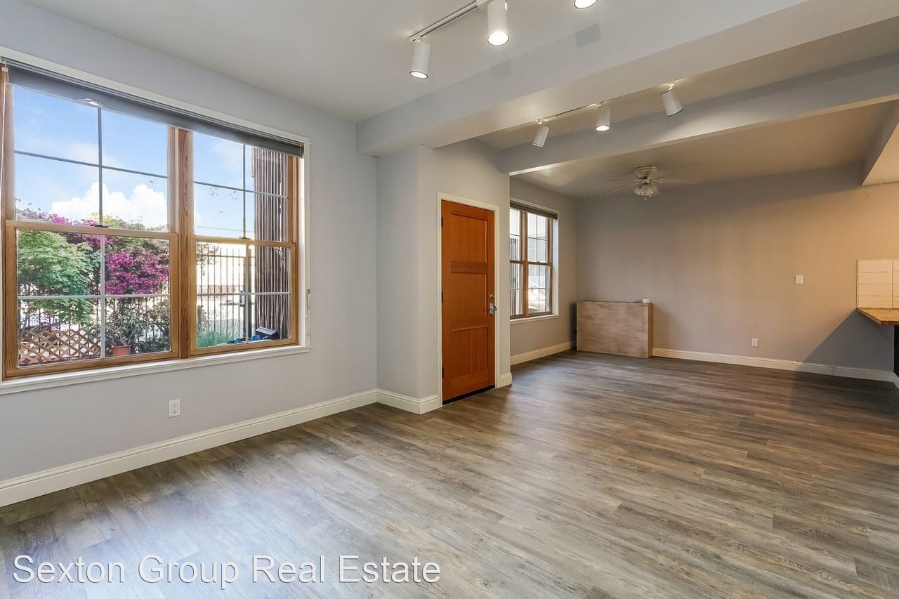 2713 Adeline St #A - Photo 3 of 17