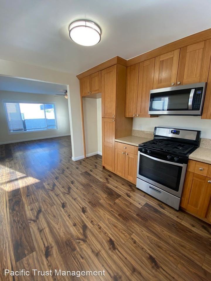 1365 Grand Ave - Photo 3 of 30