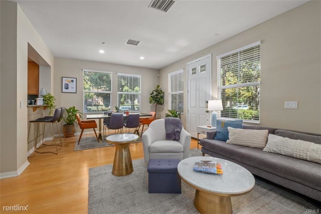 120 Coral Rose - Photo 3 of 10