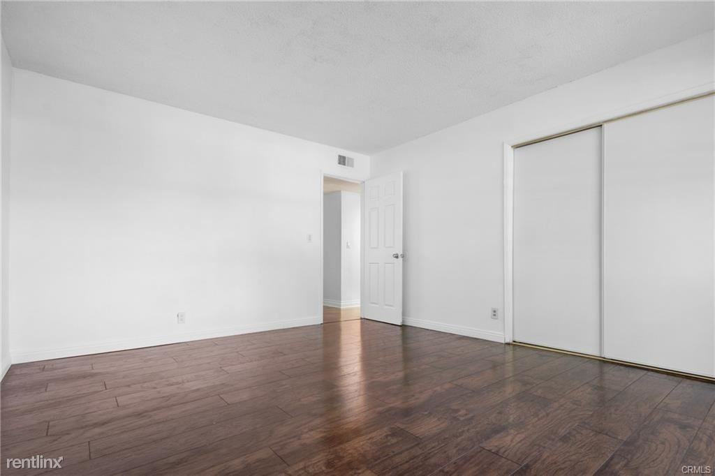 3291 Oak Knoll Dr - Photo 2 of 11