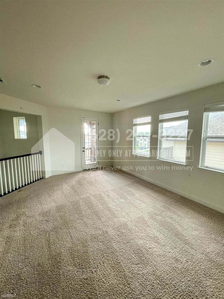 613 Dry Gulch Bnd - Photo 2 of 27