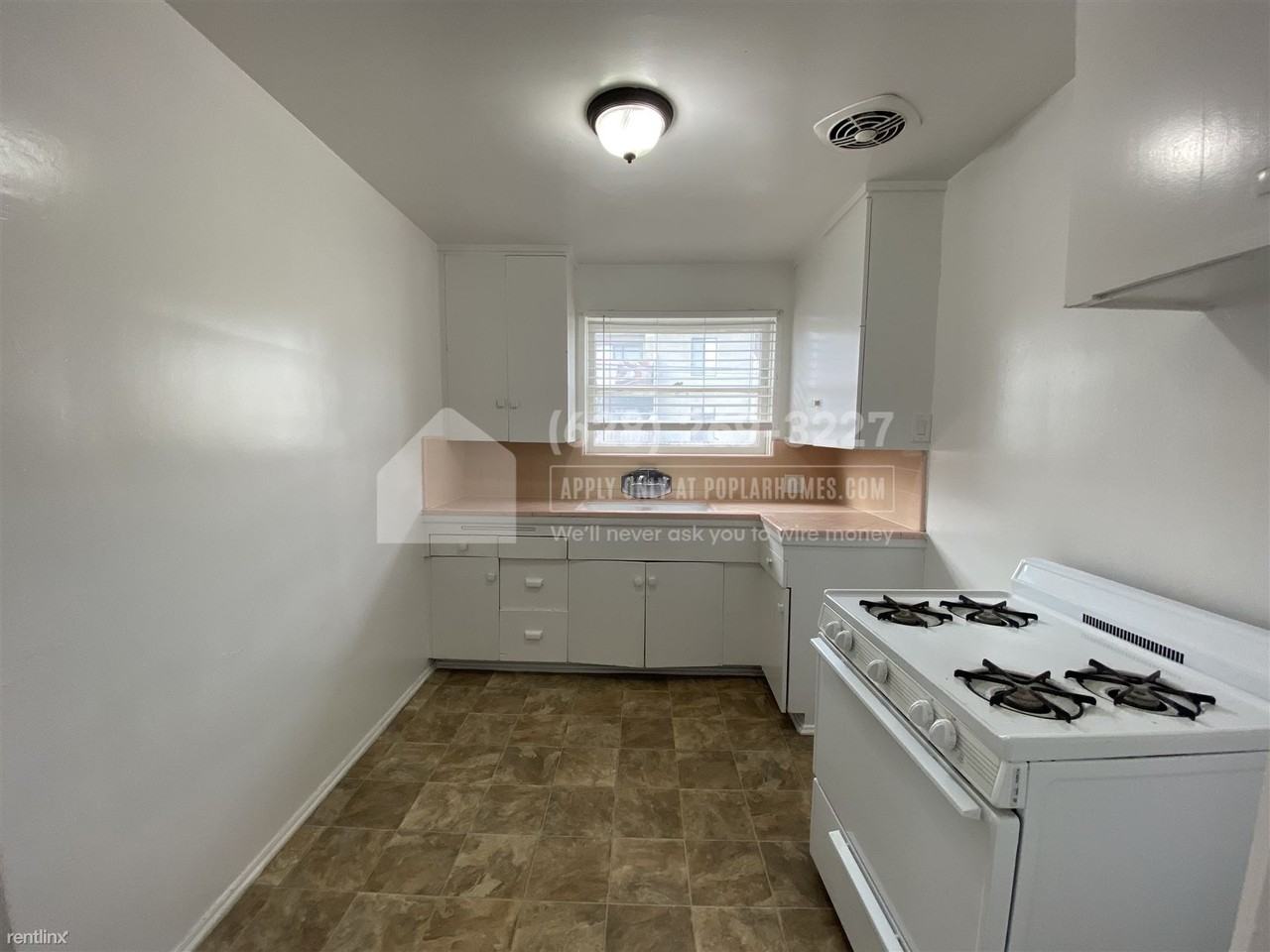 1885 Cedar Ave #10 - Photo 2 of 8