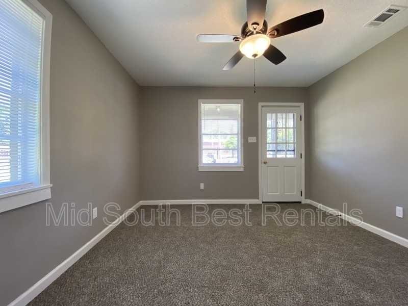 1925 Farrington Street - Photo 4 of 16