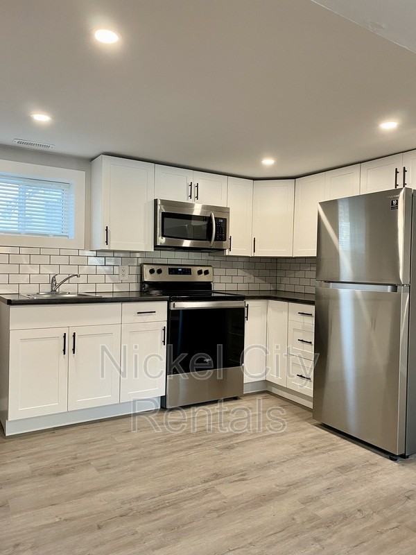 396 Morris St #2 - Photo 2 of 22