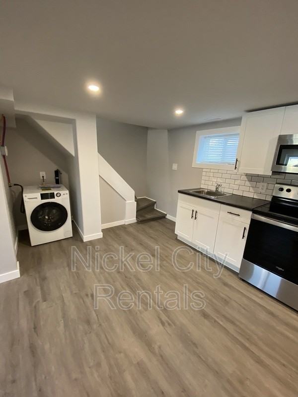 396 Morris St #2 - Photo 3 of 22