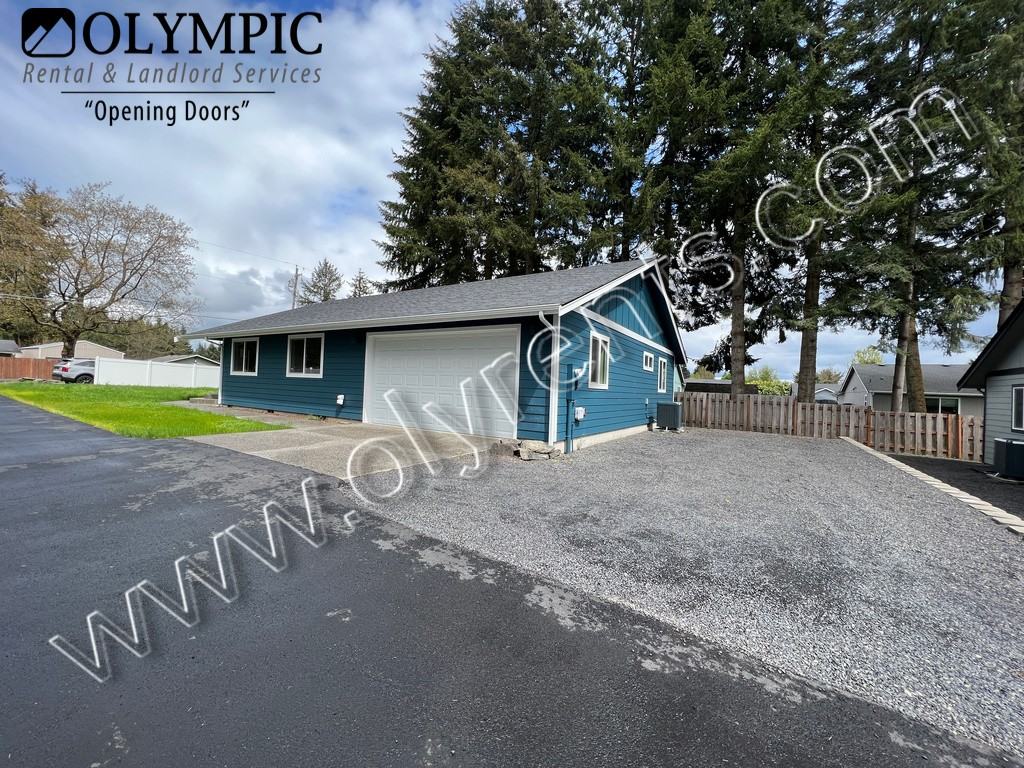 9815 178th Way Sw - Photo 2 of 24