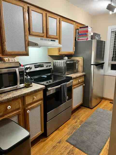 1601 W Wayzata Blvd #C - Photo 2 of 12